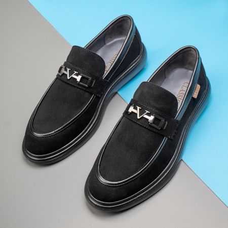 REDUCERI INCALTAMINTE, Mocasini barbati cu accesoriu metalic negri suede MOD11650, modlet.ro