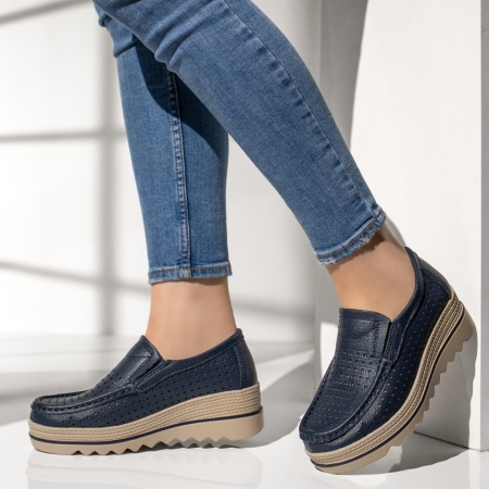 Pantofi dama, Pantofi casual dama cu perforatii albastri din Piele naturala MOD13102, modlet.ro