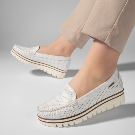 Pantofi dama, Pantofi casual dama cu perforatii albi ZEF11378 - zeforia.ro