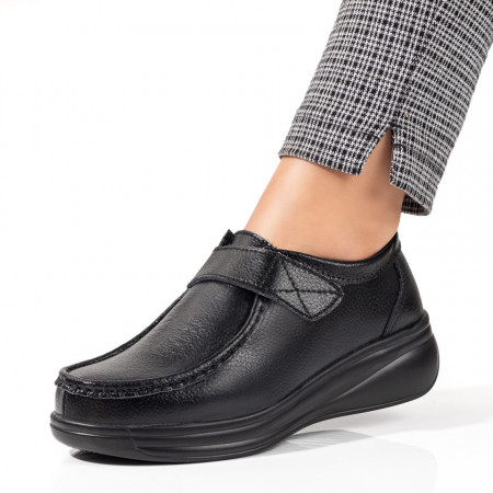 Pantofi casual cu platforma, Pantofi casual dama cu platforma si inchidere scai negri din Piele naturala MDL03754 - modlet.ro