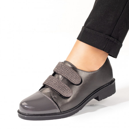 Pantofi dama, Pantofi casual dama cu strasuri si inchidere cu scai gri ZEF10166 - zeforia.ro
