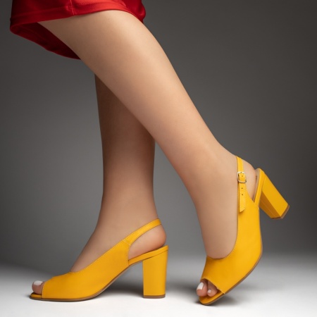 Pantofi cu toc dama si bareta galbeni din Piele naturala MOD13482, 1, modlet.ro