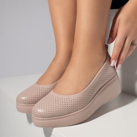 Incaltaminte dama, Pantofi dama casual cu platforma si perforatii nude ZEF11655, zeforia.ro