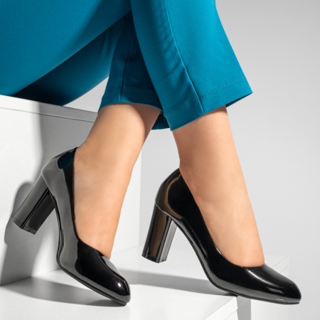 Pantofi dama cu toc gros negri luciosi MOD02836, 4, modlet.ro
