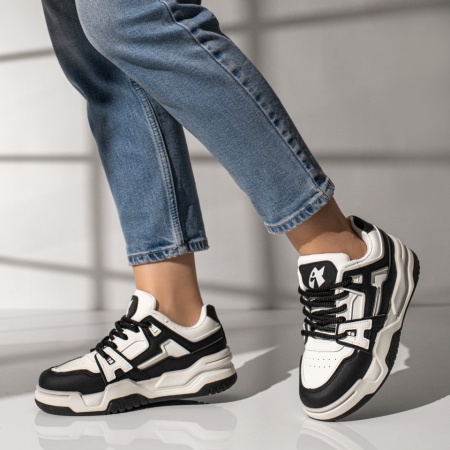 REDUCERI INCALTAMINTE, Pantofi sport dama cu talpa groasa albi cu negru MOD11747, modlet.ro
