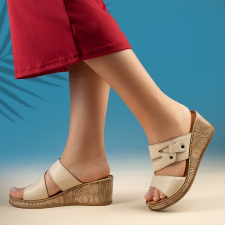 Papuci dama cu platforma bej din Piele naturala MOD13767