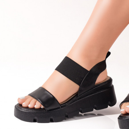 Sandale cu platforma, Sandale dama cu platforma si bareta elastica negre ZEF09582 - zeforia.ro