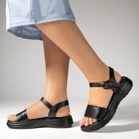 Sandale dama cu talpa groasa negre MOD13906