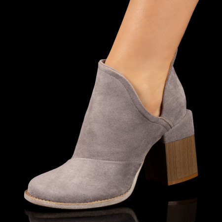 REDUCERI INCALTAMINTE, Botine dama cu toc gros si fermoar gri suede MOD10380, modlet.ro