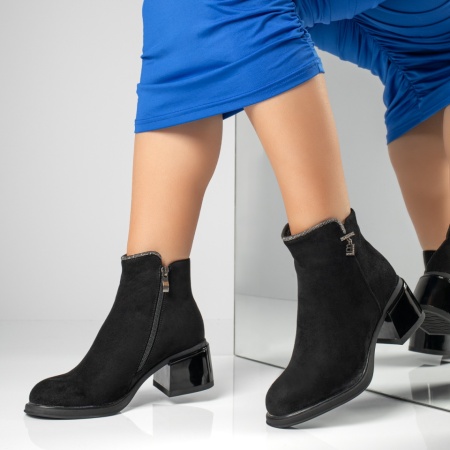 Botine dama, Botine dama cu toc si strasuri aplicate negru suede MOD12647, modlet.ro