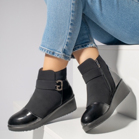 Ghete dama cu platforma cu varf lucios negre MOD12231, 2, modlet.ro