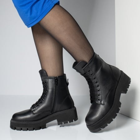 Ghete dama cu siret negre din Piele naturala MOD10664, 2, modlet.ro