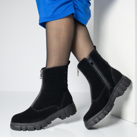 REDUCERI INCALTAMINTE, Ghete dama cu talpa groasa si fermoar negru suede MOD12620, modlet.ro