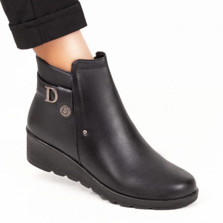 Ghete dama negre cu platforma si fermoar MOD07083, 3, modlet.ro