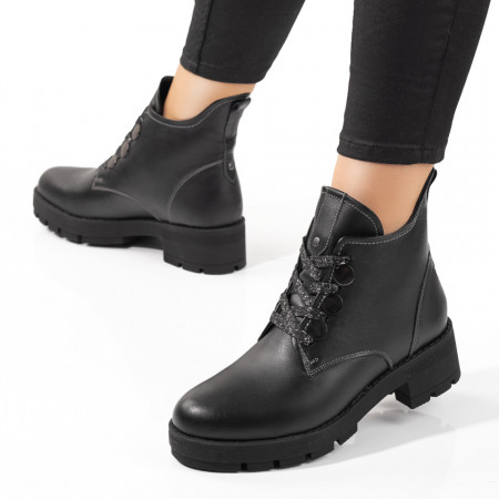 Ghete negri dama cu siret din Piele naturala MOD05669, 3, modlet.ro