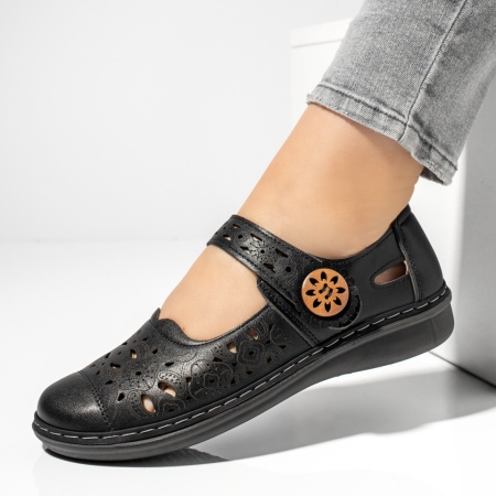 Pantofi dama, Pantofi casual dama cu perforatii si inchidere cu scai negri MOD13322, modlet.ro