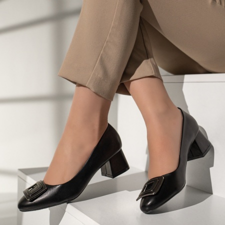 Pantofi dama cu toc si accesoriu decorativ negri MOD12981, 2, modlet.ro