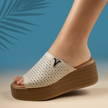 Papuci casual dama cu platforma si perforatii bej din Piele naturala MOD14312, 3, modlet.ro