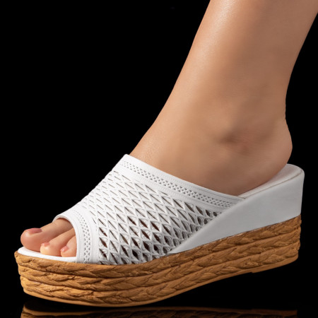 Papuci dama cu platforma albi din Piele naturala MDL09518