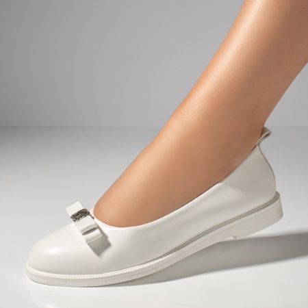 Balerini si Mocasini Dama, Balerini dama cu fundita si accesoriu cu pietre albi MOD11015, modlet.ro