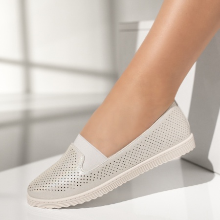 Balerini dama cu insertie de material elastic alb sidefat ZEF13563