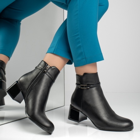 Botine dama cu toc si accesoriu decorativ negre MOD12596, 3, modlet.ro
