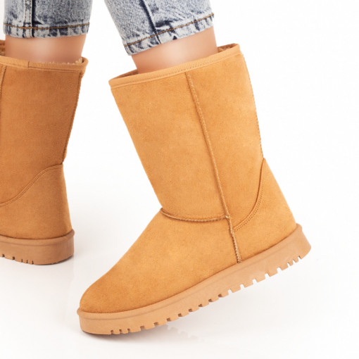 REDUCERI INCALTAMINTE, Cizme scurte galbene suede cu talpa joasa dama MOD07446, modlet.ro