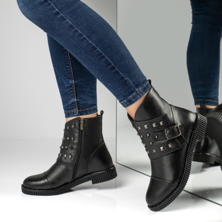 Ghete dama cu aplicatii metalice negre din Piele naturala MOD12771, 2, modlet.ro