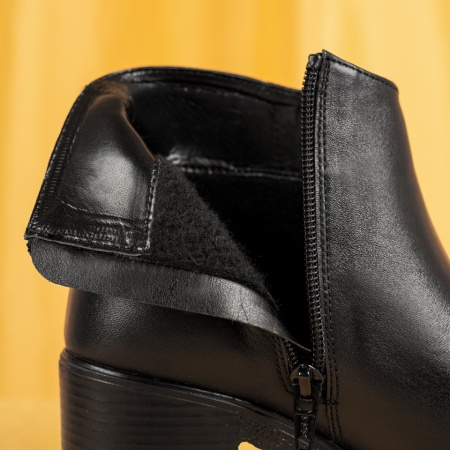Ghete dama cu toc si fermoar negre din Piele naturala MOD05610, 2, modlet.ro