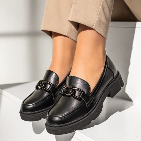 Mocasini dama cu accesoriu metalic negri MOD13972