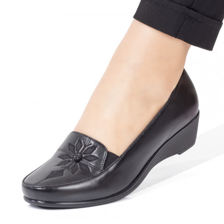 Pantofi casual dama cu platforma si imprimeu floral negri MOD08422