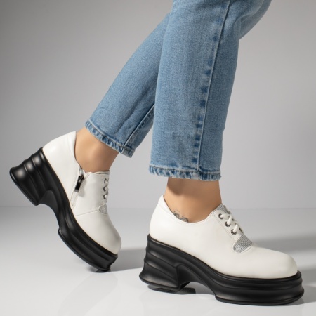 Plateste Jumatate!, Pantofi casual dama cu platforma si strasuri albi MOD12095, modlet.ro