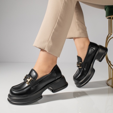 Pantofi casual dama, Pantofi casual dama negri cu accesoriu metalic MOD11837, modlet.ro