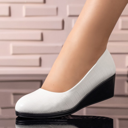 Pantofi casual cu platforma, Pantofi dama cu platforma albi cu imprimeu MDL01678 - modlet.ro