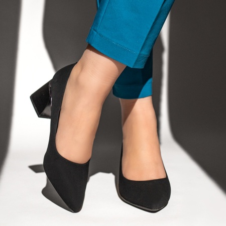 schimbat preturi, Pantofi dama cu toc gros negru suede MOD13100, modlet.ro