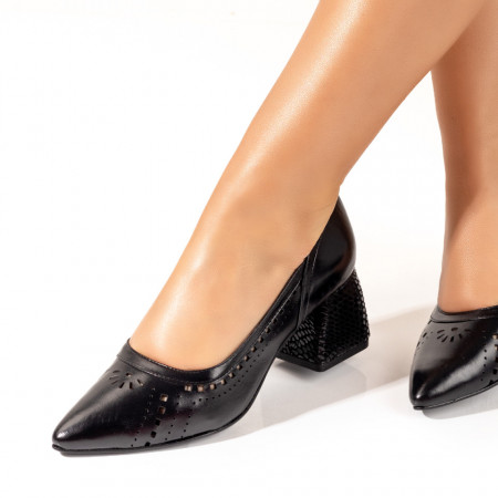 Pantofi cu toc, Pantofi dama cu toc si perforatii negri luciosi din Piele naturala ZEF10240 - zeforia.ro