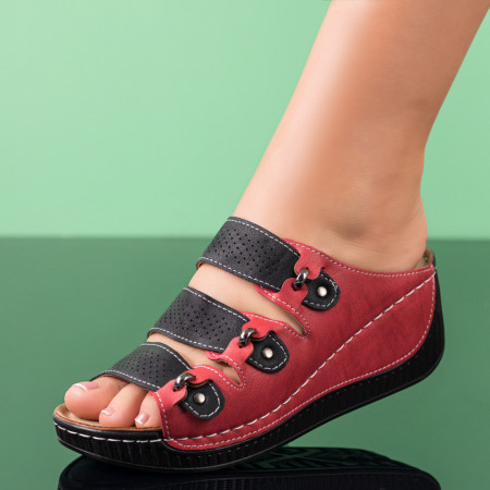Papuci dama cu platforma rosii cu negru ZEF09074