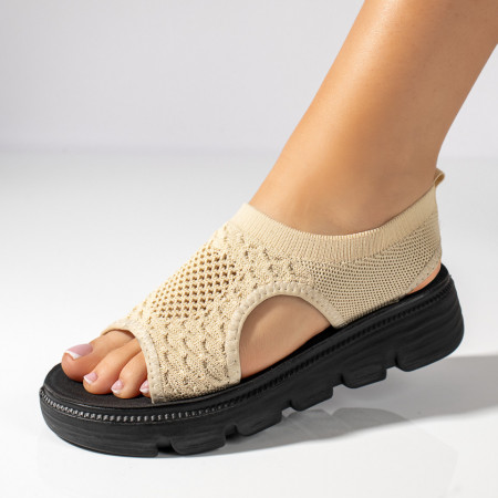 Sandale cu platforma, Sandale dama cu perforatii si talpa groasa bej ZEF11370 - zeforia.ro