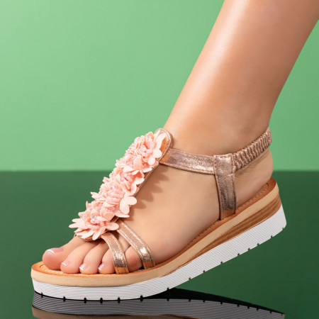 Sandale cu platforma, Sandale dama cu talpa groasa si model floral aurii ZEF09123 - zeforia.ro