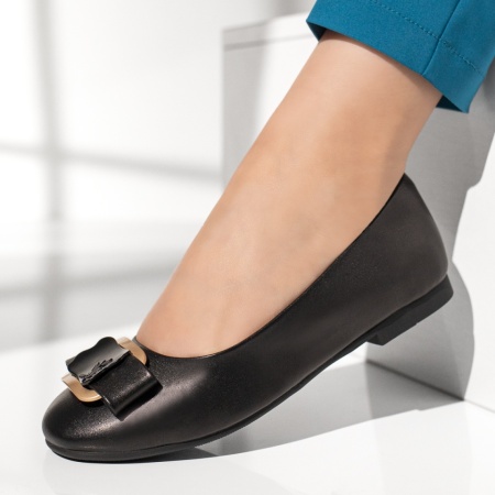 Balerini si Mocasini Dama, Balerini dama cu accesoriu decorativ negri din Piele naturala MOD13118, modlet.ro