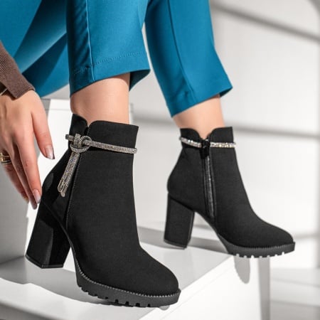 Botine dama cu toc gros si aplicatii cu strasuri negru suede ZEF12823, 4, zeforia.ro