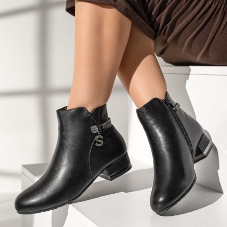 Botine dama scurte cu strasuri aplicate si fermoar negre MOD12359, 2, modlet.ro
