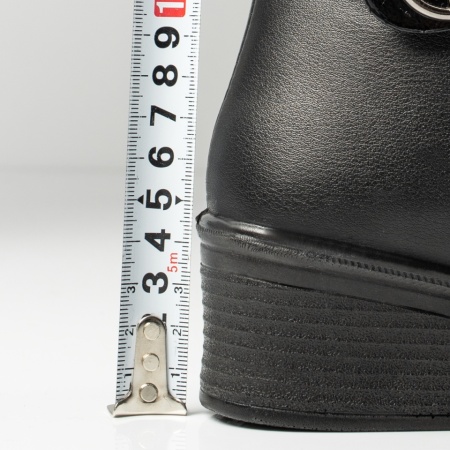 Ghete dama cu fermoar si varf lucios negre MOD14183, 4, modlet.ro