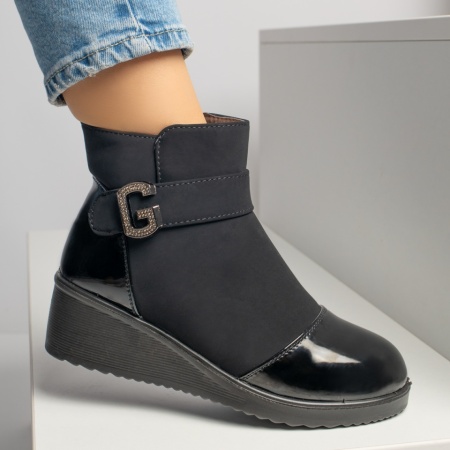 Ghete dama cu platforma cu varf lucios negre MOD12231, 4, modlet.ro