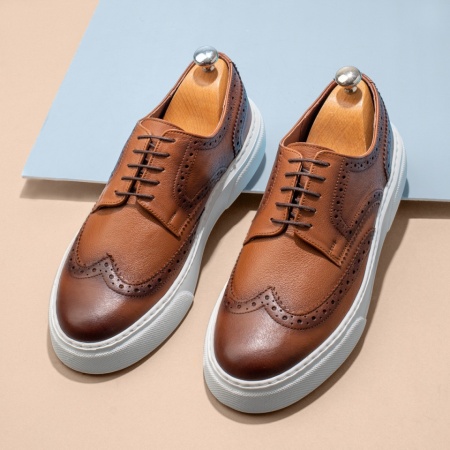 Pantofi casual barbati cu siret maro din Piele naturala MOD13791