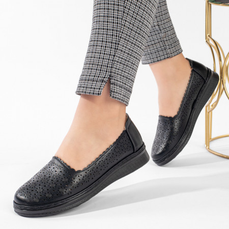 Pantofi casual dama, Pantofi casual dama cu perforatii si talpa joasa negri MOD11148, modlet.ro