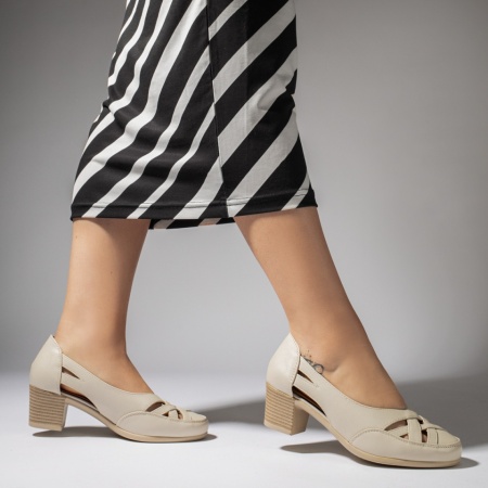 Pantofi cu toc gros dama, Pantofi dama cu toc gros bej MOD13437, modlet.ro