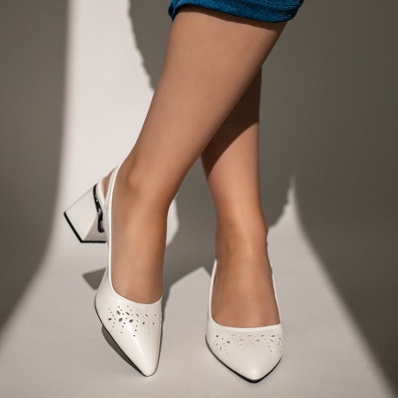 Pantofi dama cu toc gros si perforatii albi ZEF11654, 4, zeforia.ro
