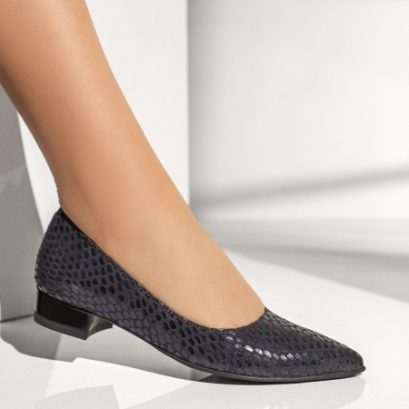 Pantofi cu toc mic dama, Pantofi dama cu toc mic si imprimeu albastri din Piele naturala ZEF13613, zeforia.ro
