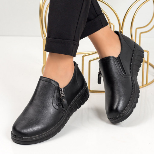 Pantofi dama negri casual cu fermoar si insertii de material elastic MDL01597